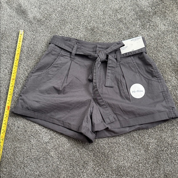 Arizona Jean Company Gray Women's Shorts - Picture 2 of 5
